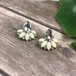 New Off White Cream Gold Diamond Detailed Earrings